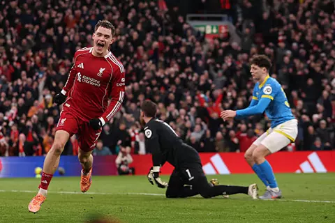 أنهى الصيام.. فيرتز يسجل هدفه الأول بقميص ليفربول من بوابة وولفرهامبتون